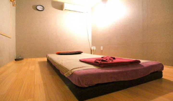 서울 강남구 24시간 강남예본테라피 (학동역) 실내 사진입니다.