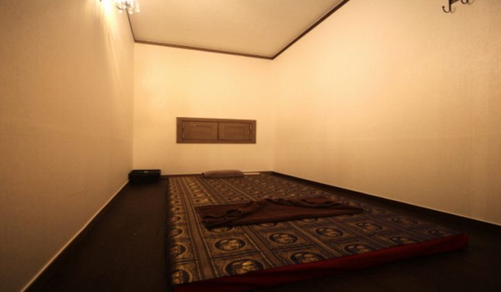 서울 강남구 24시간 리치코코 (신논현) 실내 사진입니다.