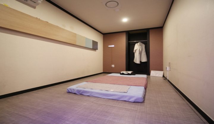 서울 중구 마사지 수면가능 블루아로마&스웨디시 (신당) 실내 사진입니다.