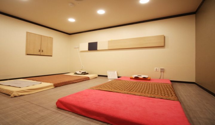 서울 중구 마사지 수면가능 블루아로마&스웨디시 (신당) 실내 사진입니다.