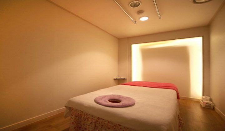 서울 마포구 24시간 수면가능 토러스테라피 (신촌역) 실내 사진입니다.