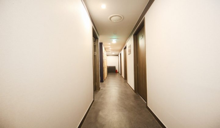 서울 강남구 마사지 퍼스트클래스테라피 (압구정로데오) 실내 사진입니다.