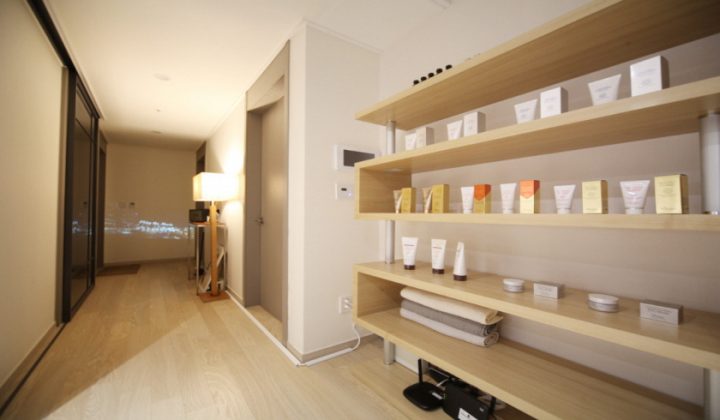 경기 수원시 영통구 마사지 로미로미 The산책 (광교) 실내 사진입니다.