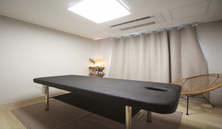 경기 수원시 영통구 마사지 로미로미 The산책 (광교) 실내 사진입니다.