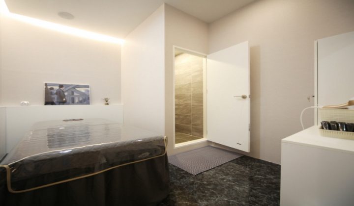 경기 수원시 권선구 마사지 더뉴테라피 (금곡) 실내 사진입니다.