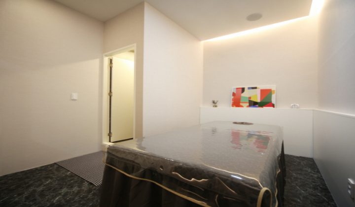 경기 수원시 권선구 마사지 더뉴테라피 (금곡) 실내 사진입니다.