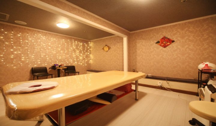 경기 부천시 마사지 더썸스웨디시 (부천시청) 실내 사진입니다.