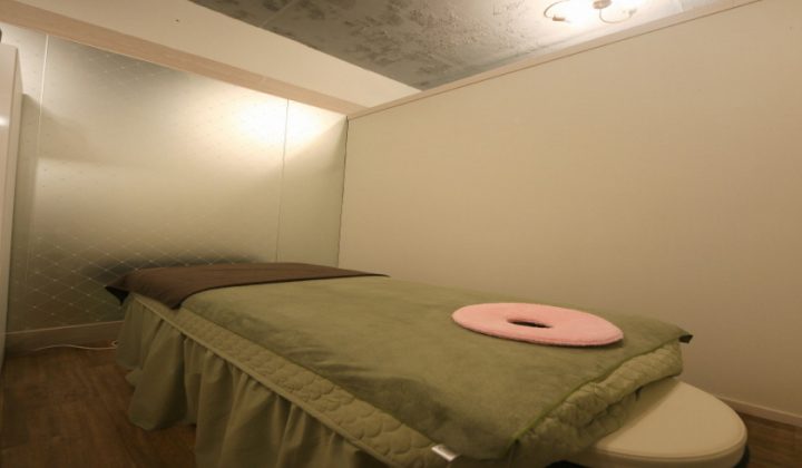 서울 관악구 24시간 명가테라피 (신림역) 실내 사진입니다.