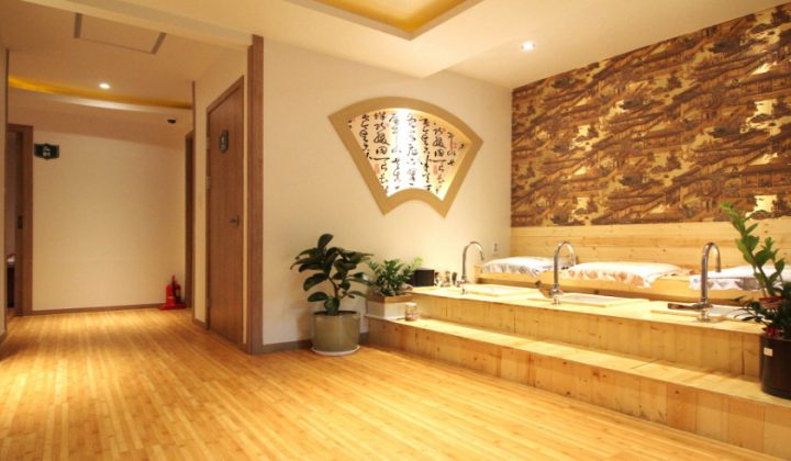 경기 수원시 팔달구 수면가능 명손풋샵 (수원역) 실내 사진입니다.