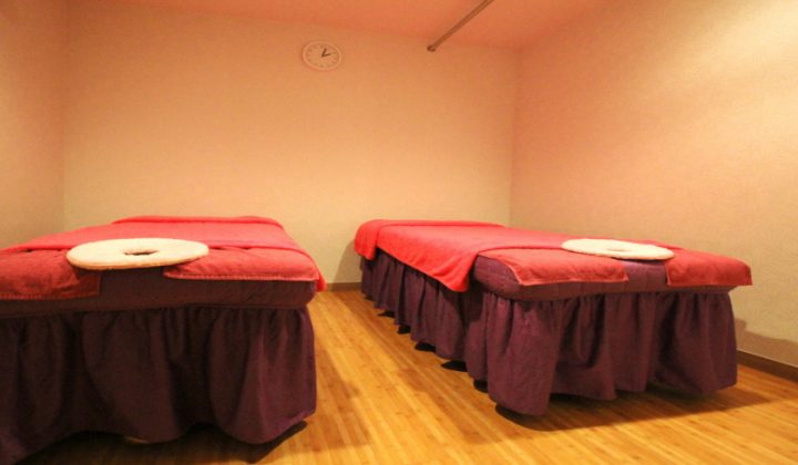 경기 수원시 팔달구 수면가능 명손풋샵 (수원역) 실내 사진입니다.