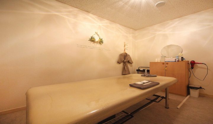 경기 수원시 영통구 마사지 로미로미 본테라피 (광교) 실내 사진입니다.