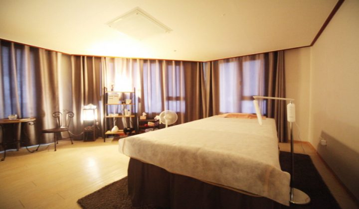 경기 고양시 일산동구 마사지 로미로미 블루밍테라피 (백석) 실내 사진입니다.