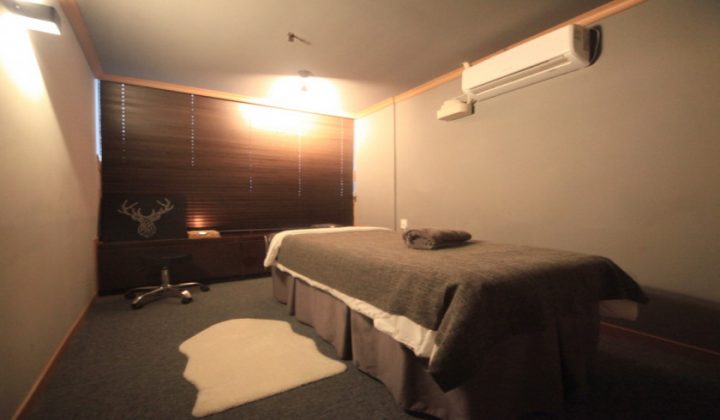 경기 고양시 일산동구 마사지 로미로미 스웨디시돈키호 (장항) 실내 사진입니다.