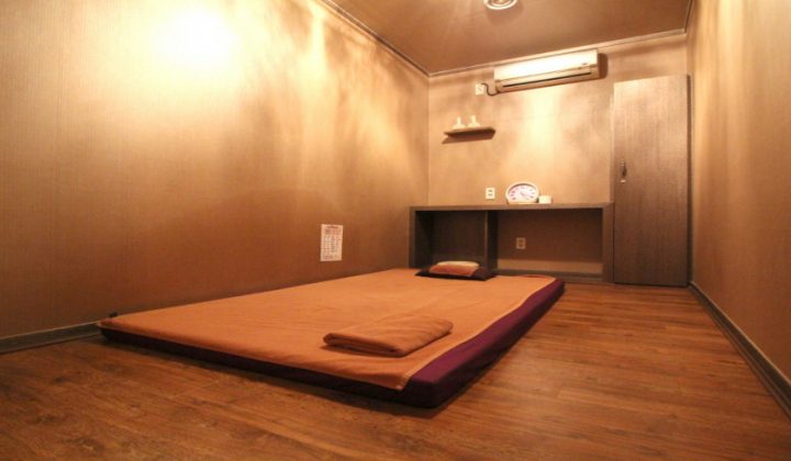 경기 안산시 단원구 수면가능 헬스랜드 (상록) 실내 사진입니다.