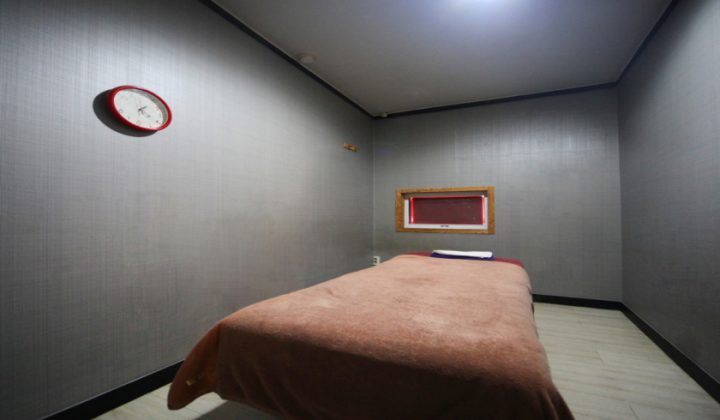 경기 안산시 단원구 마사지 화이트아로마 (중앙역) 실내 사진입니다.