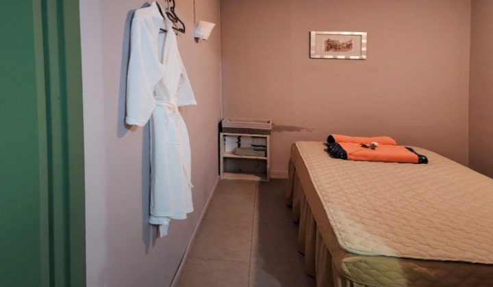 경기 용인시 기흥구 수면가능 황제아로마 (강남대역) 실내 사진입니다.