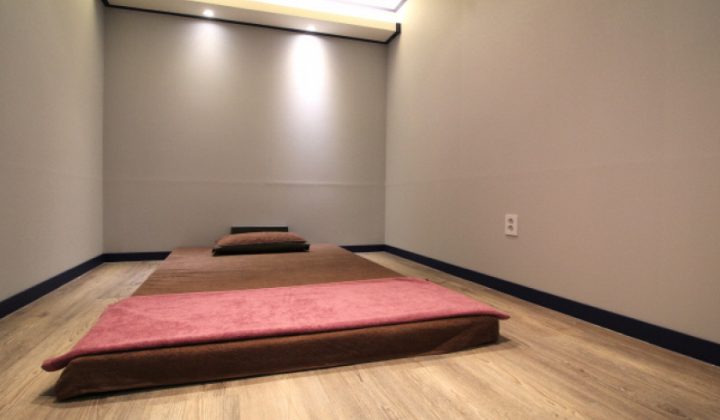 충남 천안시 서북구 마사지 수면가능 라바나 (성정) 실내 사진입니다.