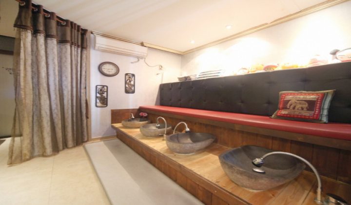 충남 천안시 서북구 수면가능 라차타이 (쌍용) 실내 사진입니다.