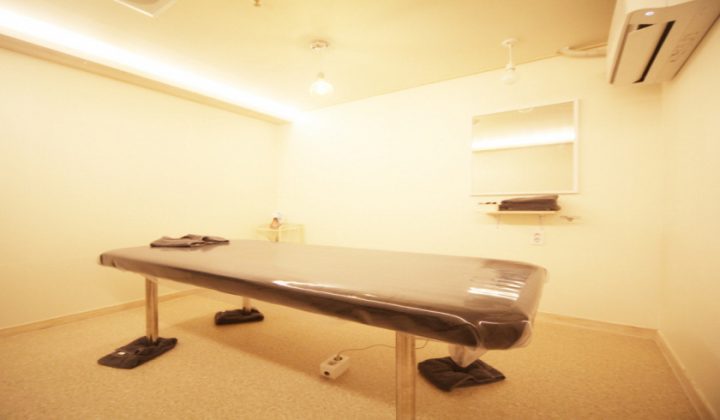 충남 천안시 서북구 마사지 왁싱 봄날테라피 (불당) 실내 사진입니다.