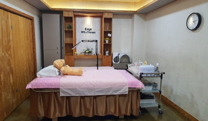 충남 천안시 서북구 왁싱 엣지왁싱 (두정) 실내 사진입니다.