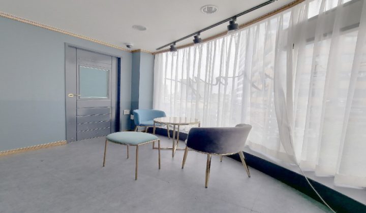 부산 남구 왁싱 카라왁싱 (경성대부경대역) 실내 사진입니다.