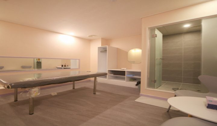 충남 천안시 서북구 마사지 하트테라피 (두정) 실내 사진입니다.