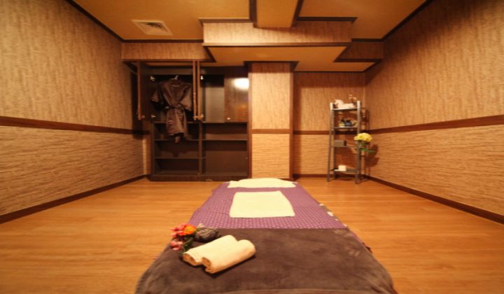 경기 수원시 장안구 마사지 NEW로얄테라피 (영화) 실내 사진입니다.